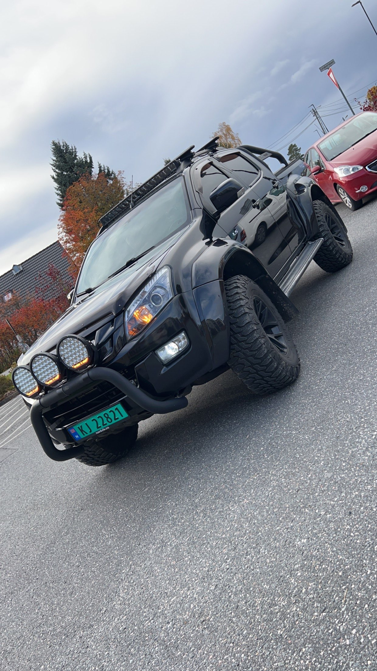 Isuzu D-max 2,5 Dobbel-Cab Black Edition aut 2