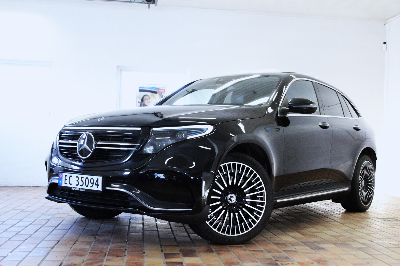 Mercedes-Benz EQC 400 4MATIC AMG SOLTAK+21"+ACC+SKINN+KROK+NAVI+NY EU!