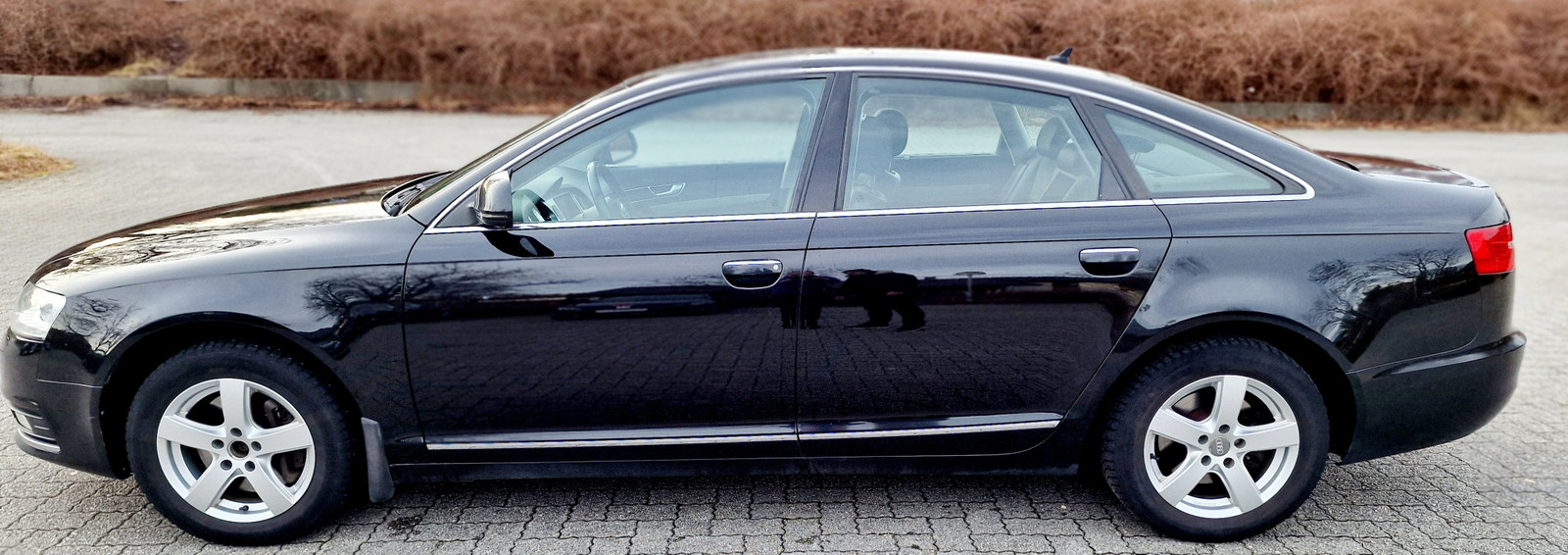 Audi A6 Limousine 2.8-190HK V6 3