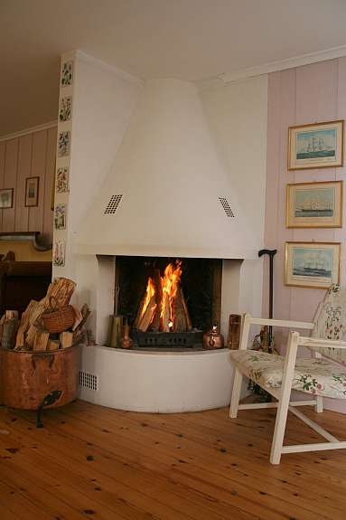 Koselig peis i stue Galleribilde