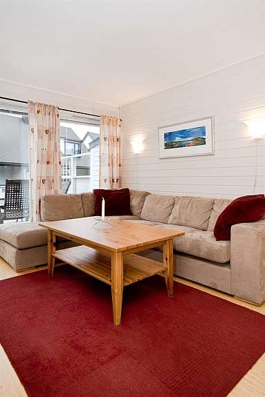 30029_33108_14_LOW Galleribilde