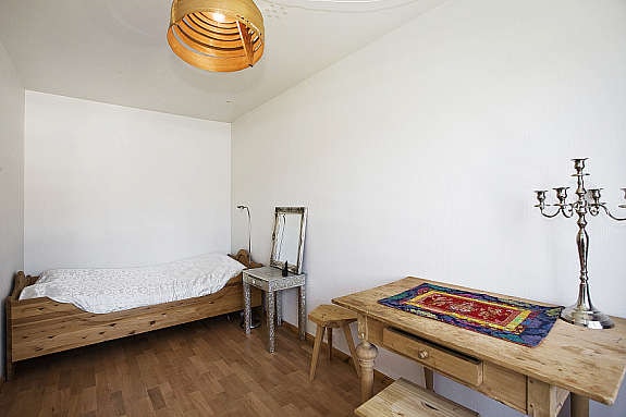 Lyst og koselig soverom Galleribilde