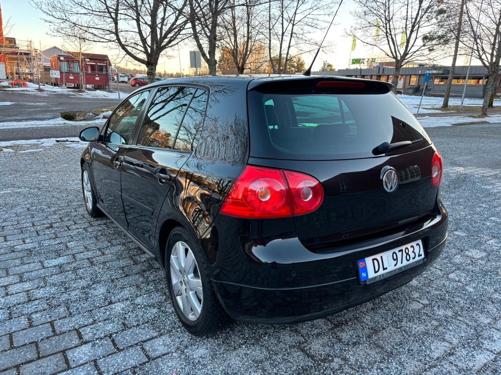 Volkswagen Golf 1,9 TDI 105hk GT Sport 2