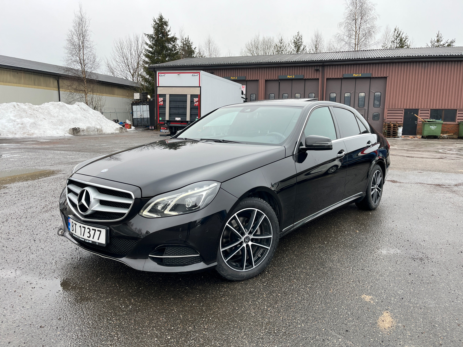 Mercedes-Benz E-Klasse AMG/Auto/Soltak/servicehistorikk/Delskinn/ El Seter 2