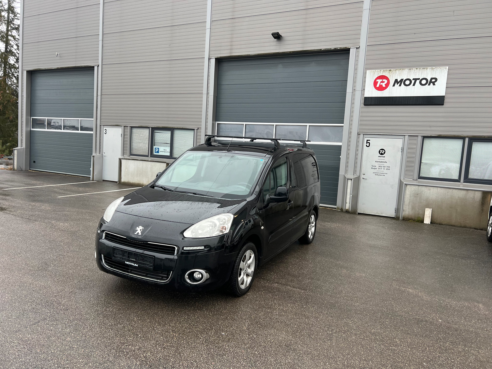 Peugeot Partner Eu til 3/27. Full service med regreim. Automat