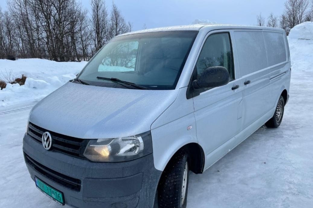 Volkswagen Transporter 2,0 TDI 140hk 4M m/vindu lang