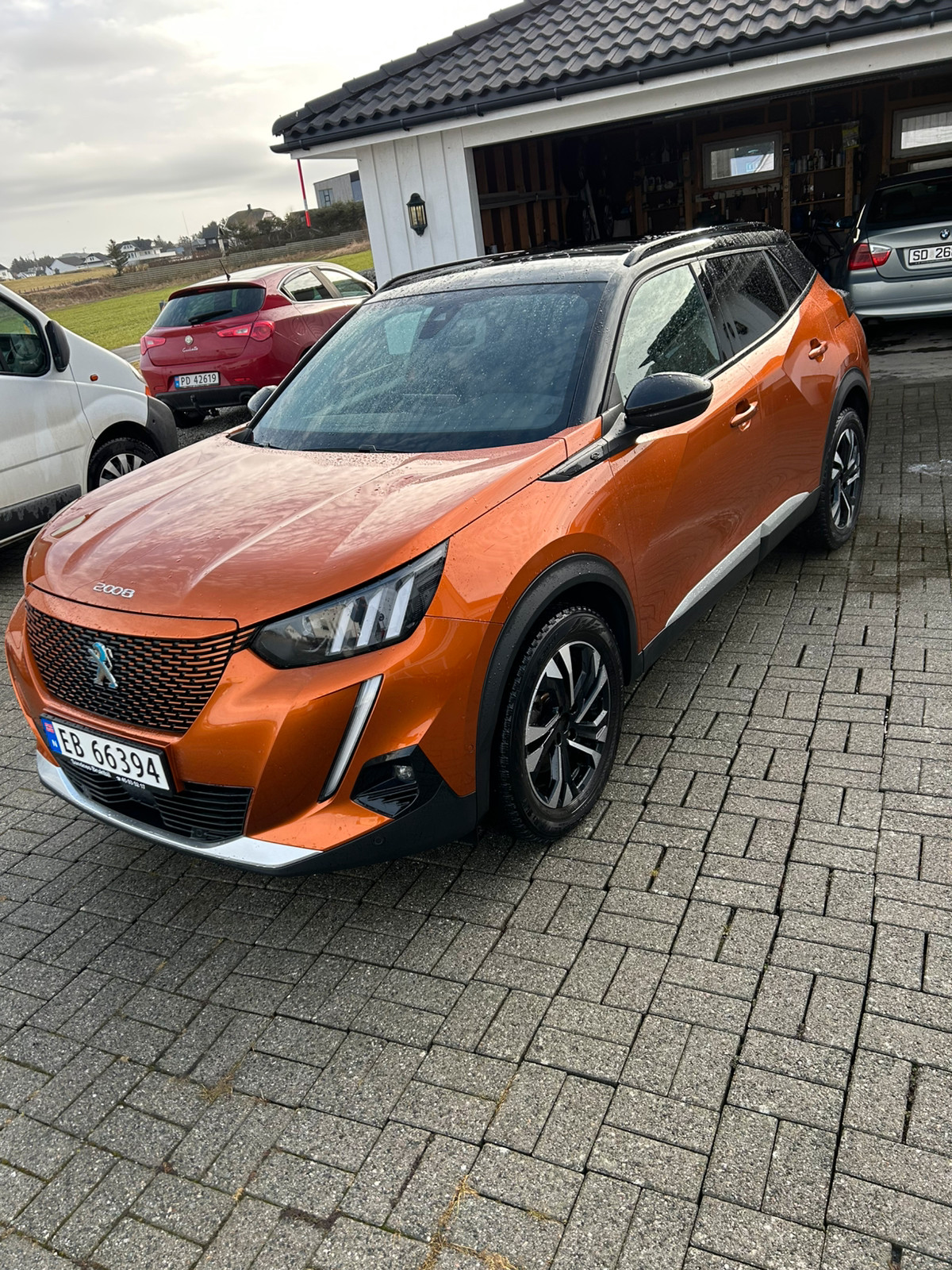 Peugeot e-2008 GT Line 136hk