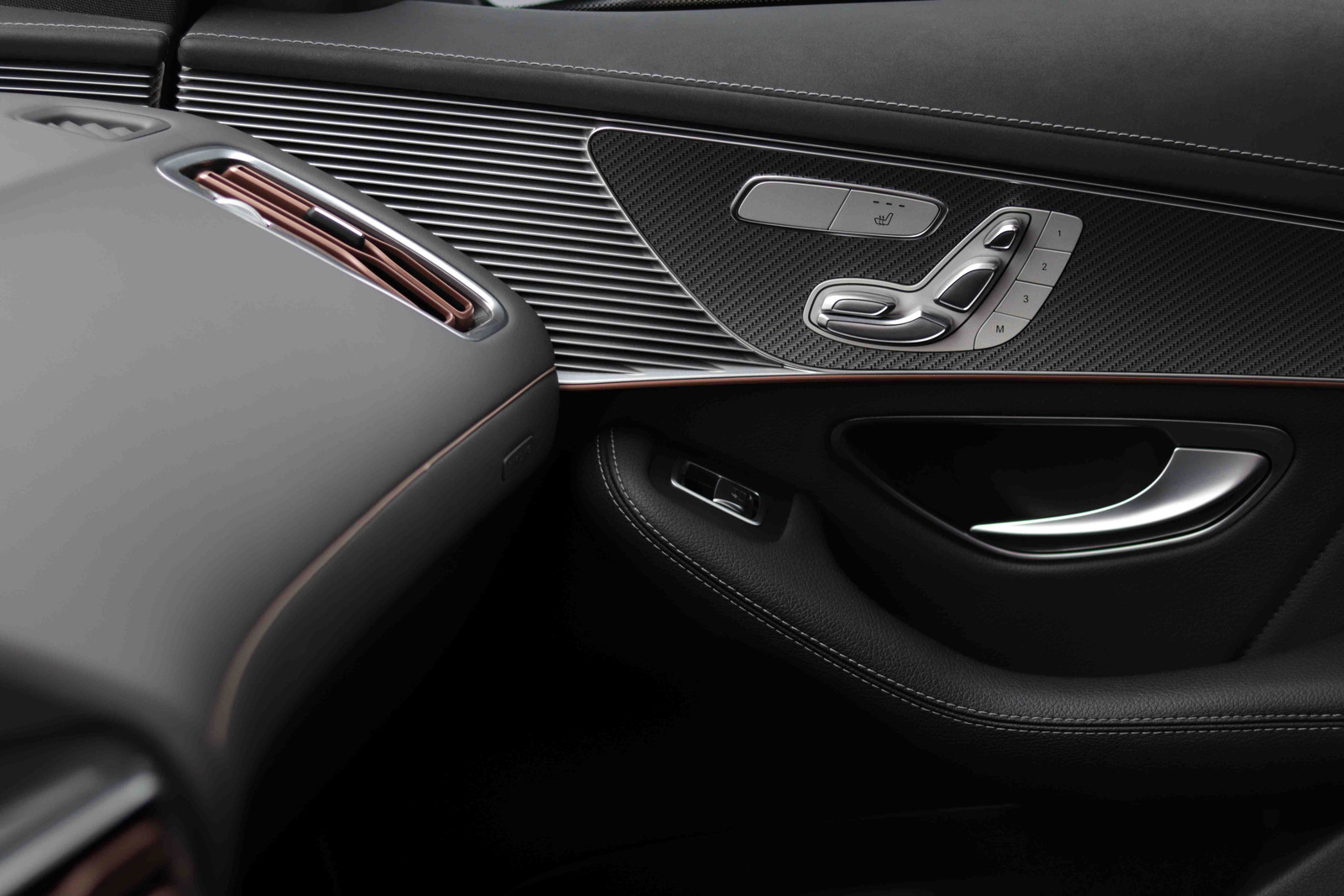 Hovedbilde av Mercedes-Benz EQC