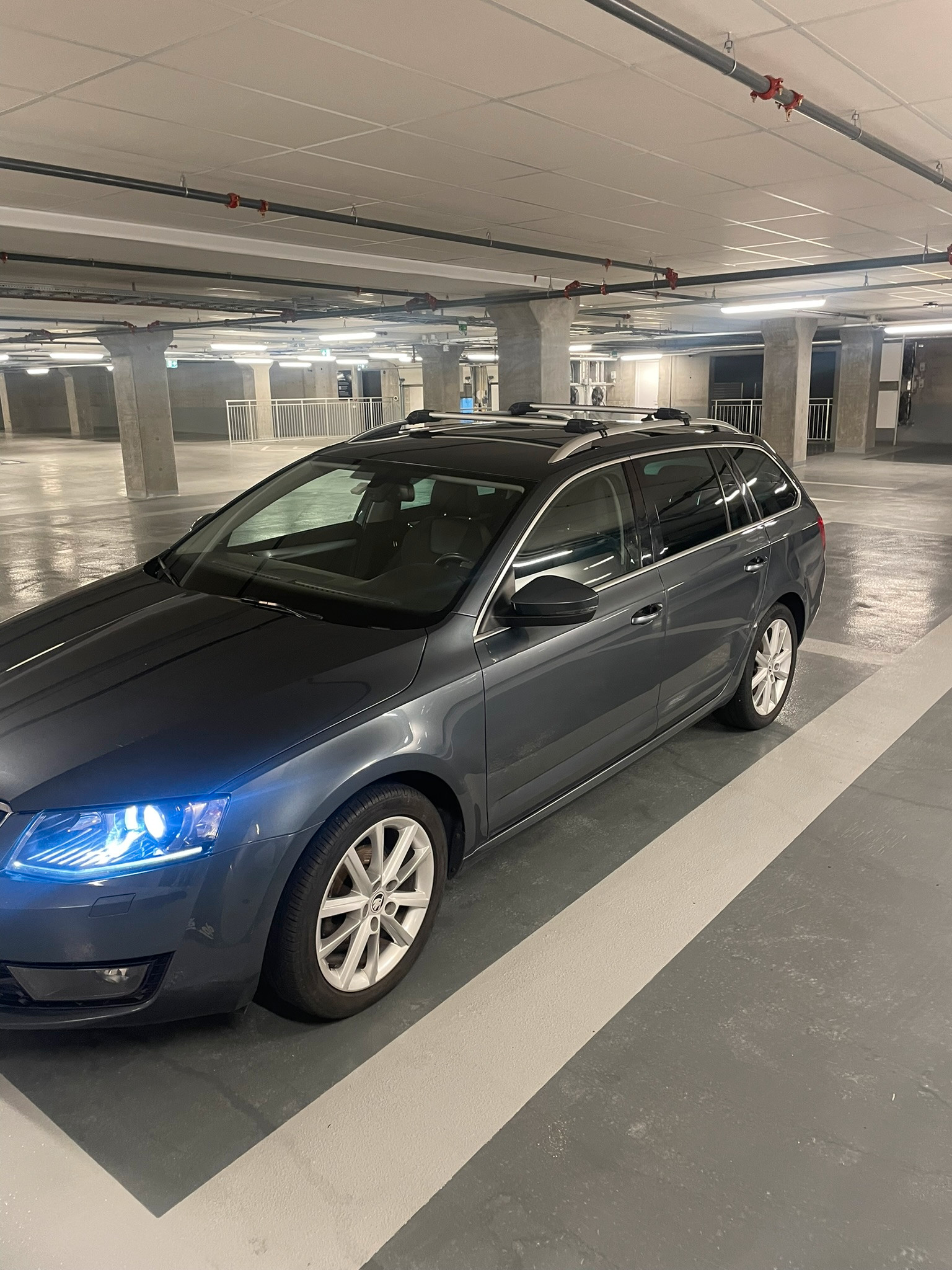 Skoda Octavia 1,6TDI-110HK, 4X4,WEBASTO* KROK* NAVI* LAV KM 2