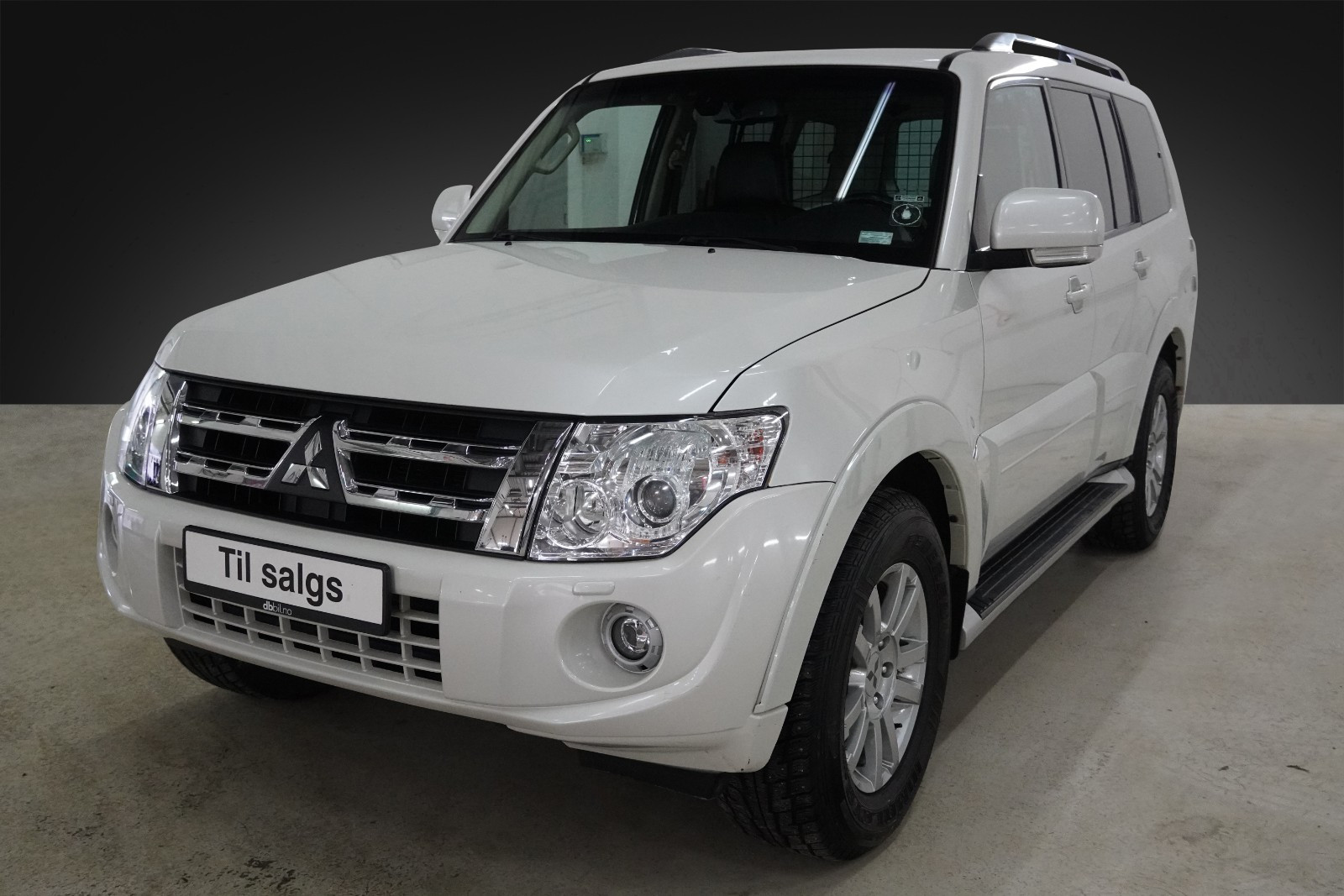 Mitsubishi Pajero 3,2 200 hk | Invite | H-feste | 3,5 tonn hengervekt | 2