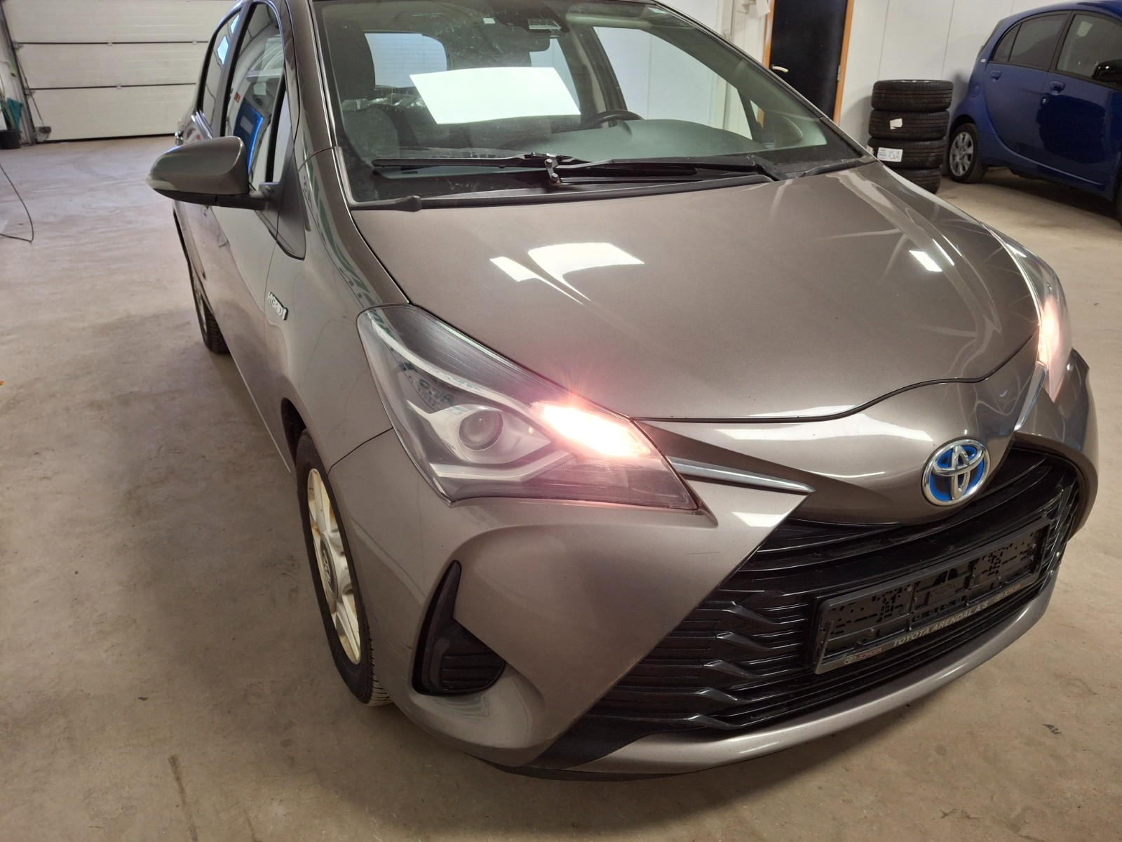 Toyota Yaris HYBRID 1.5 135HK Automat/DAB/Kamera. 3