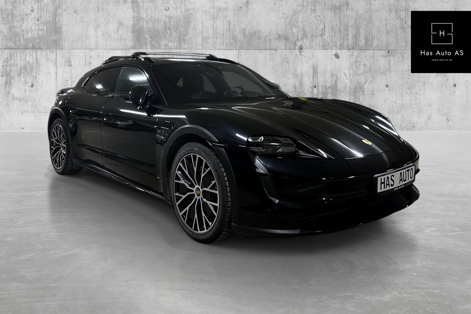 Hovedbilde av Porsche Taycan Cross Turismo