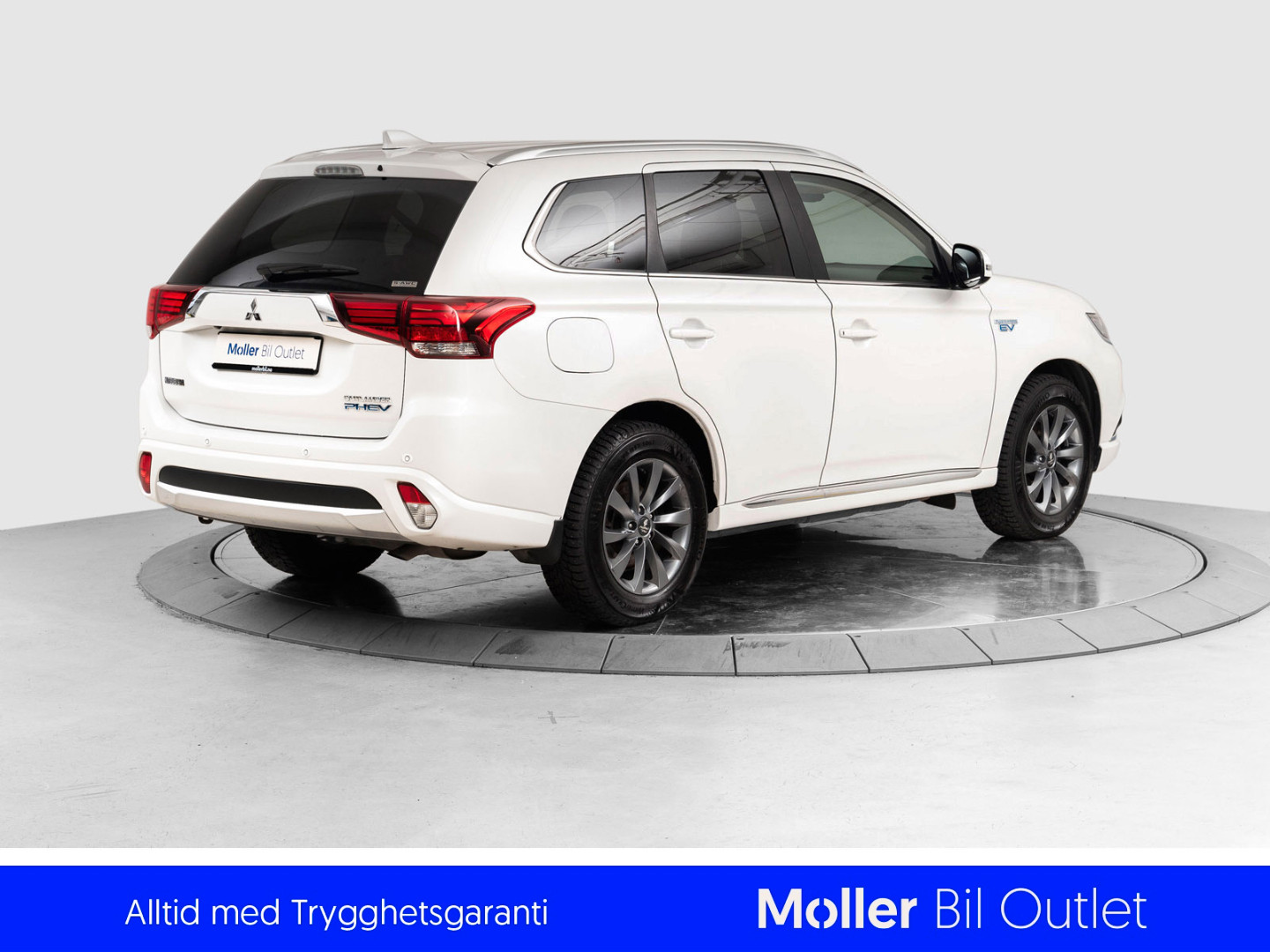 Mitsubishi Outlander Instyle 2,0 202hk Skinn / 360 / Cruise / Fersk EU 2