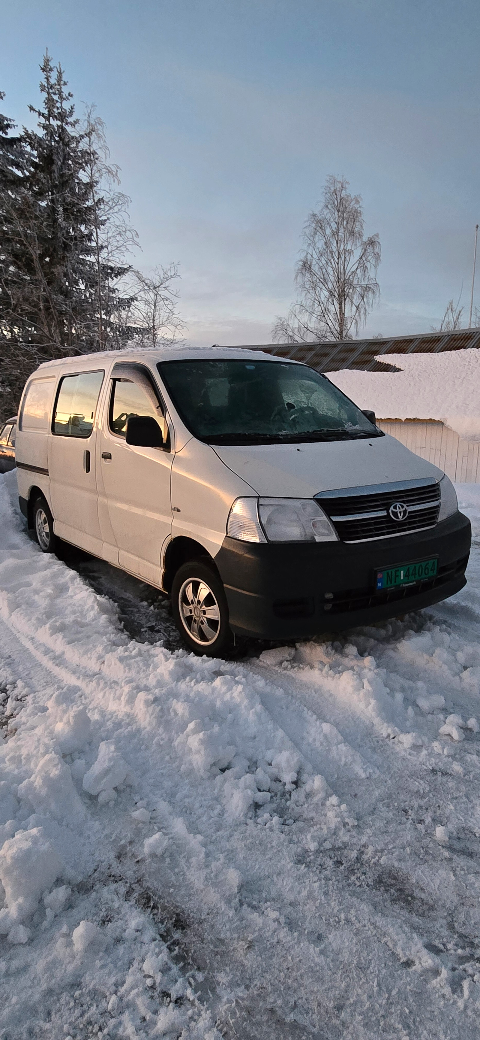 Toyota HiAce HIACE 2.5-117 D 4WD