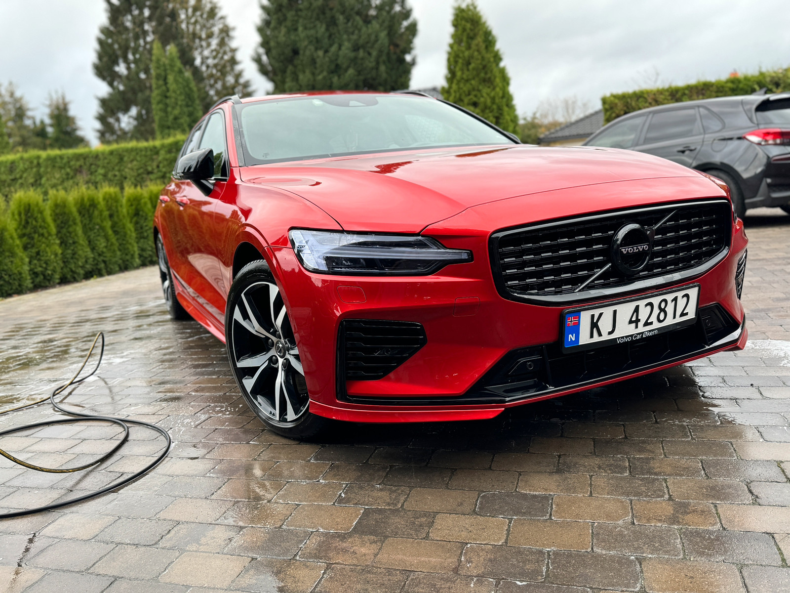 Volvo V60 T8 390hk Twin Engine AWD R-design