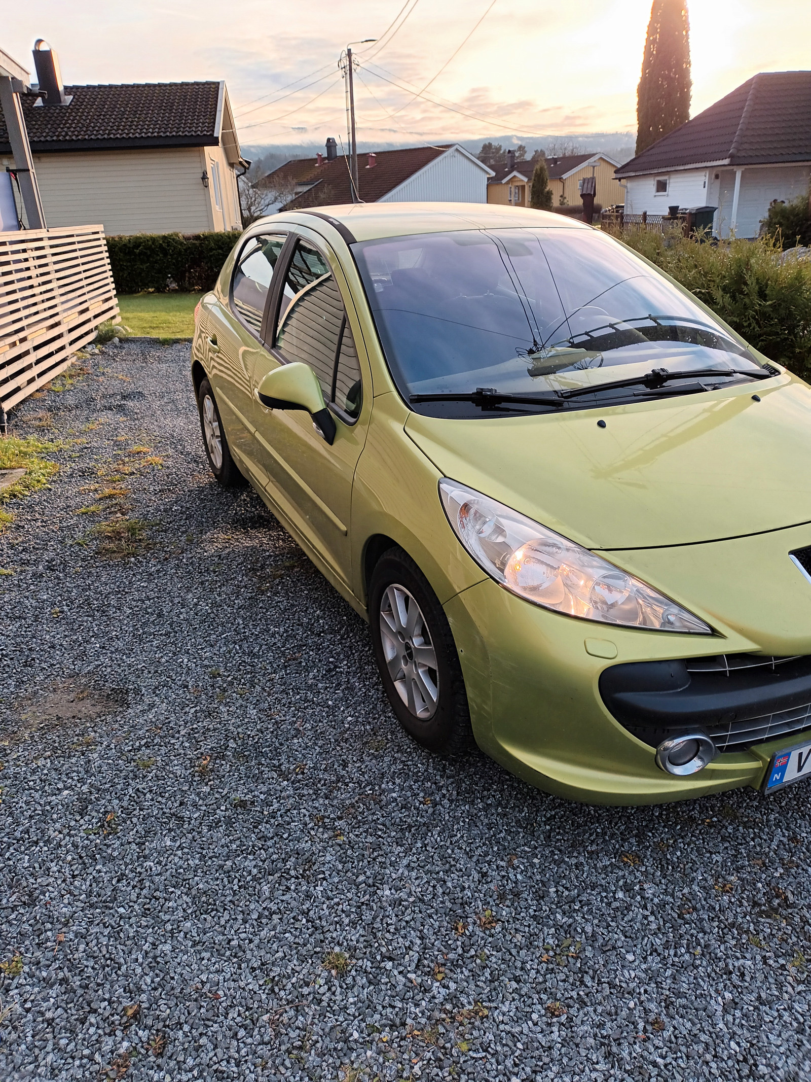 Peugeot 207 1,6 Premium HDi 3