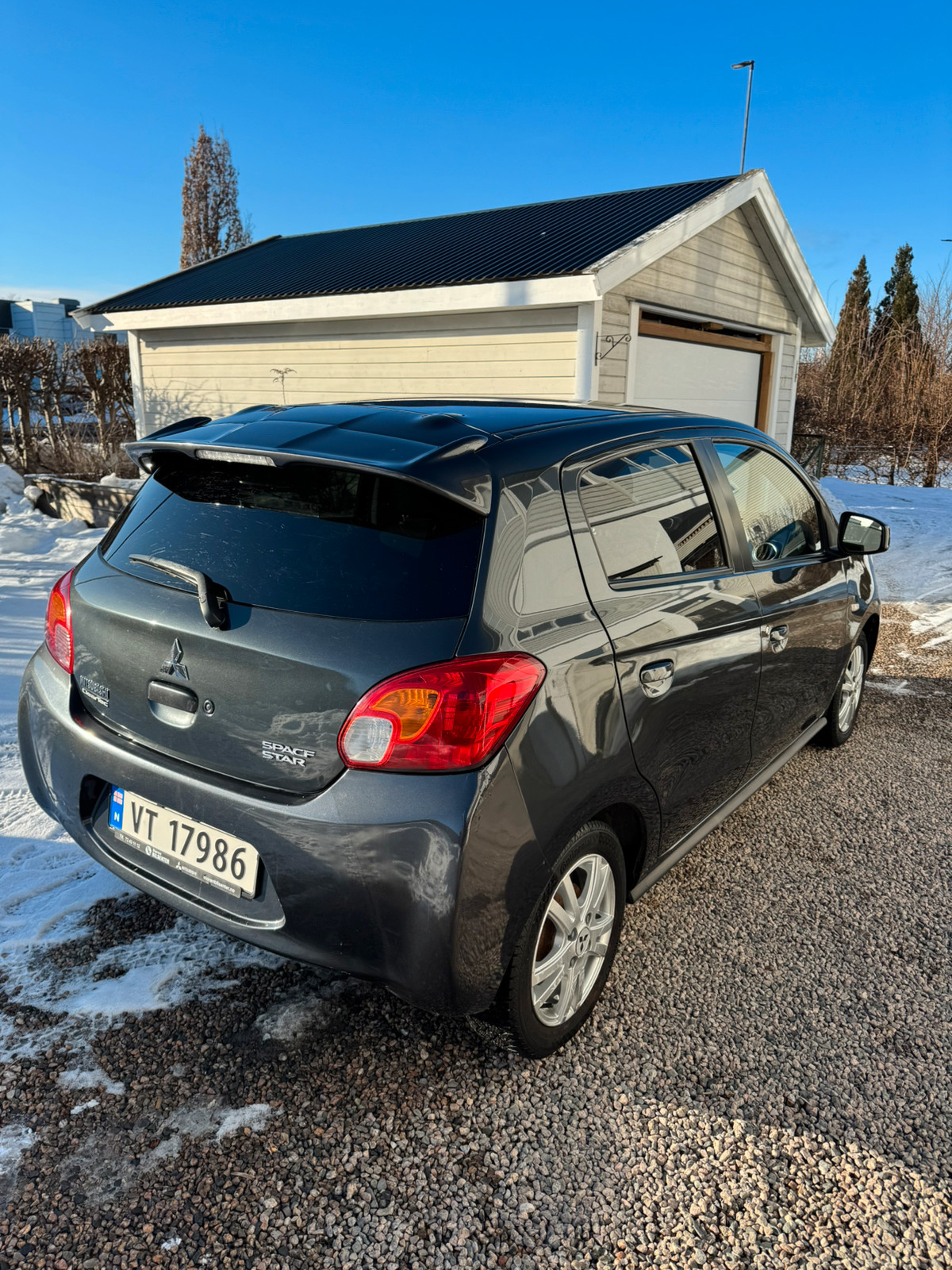 Mitsubishi Space Star 1,2 80 Intense+ CVT 2