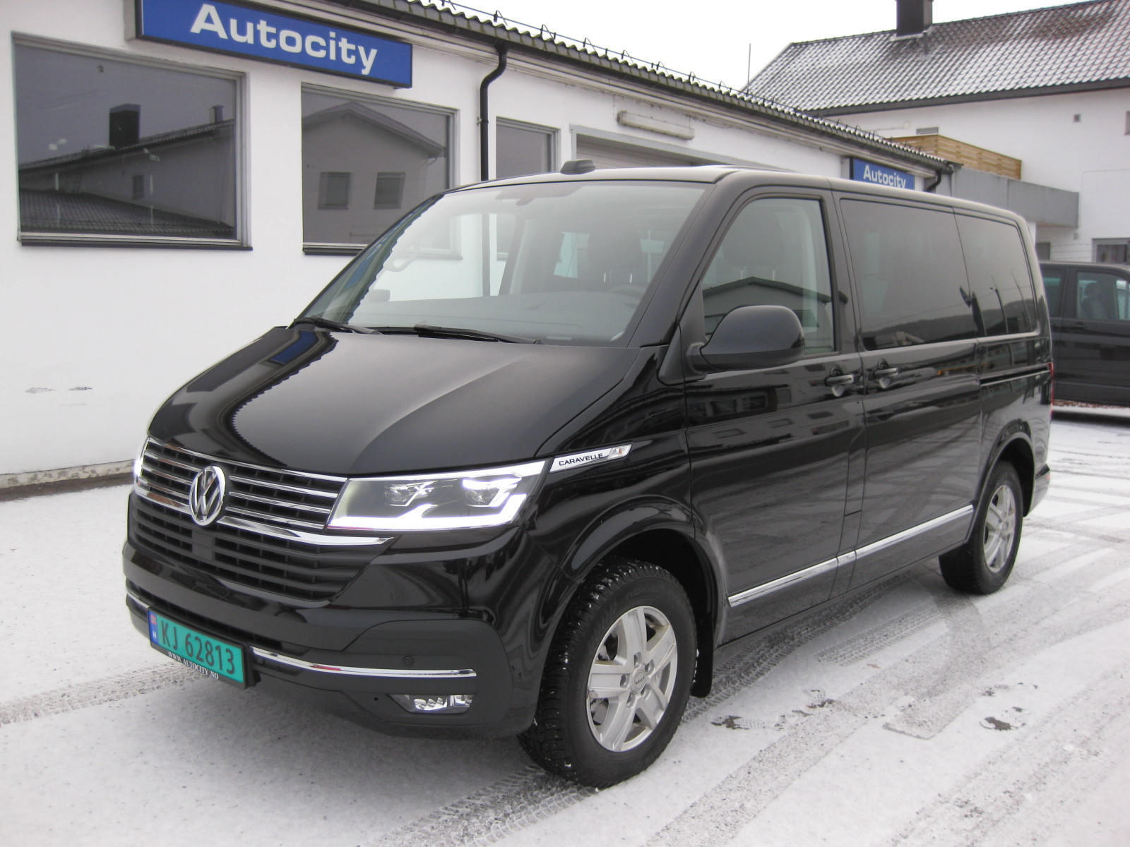 Volkswagen Caravelle 4M DSG vare kort Bakseter medfølger "norsk" kun 100mil