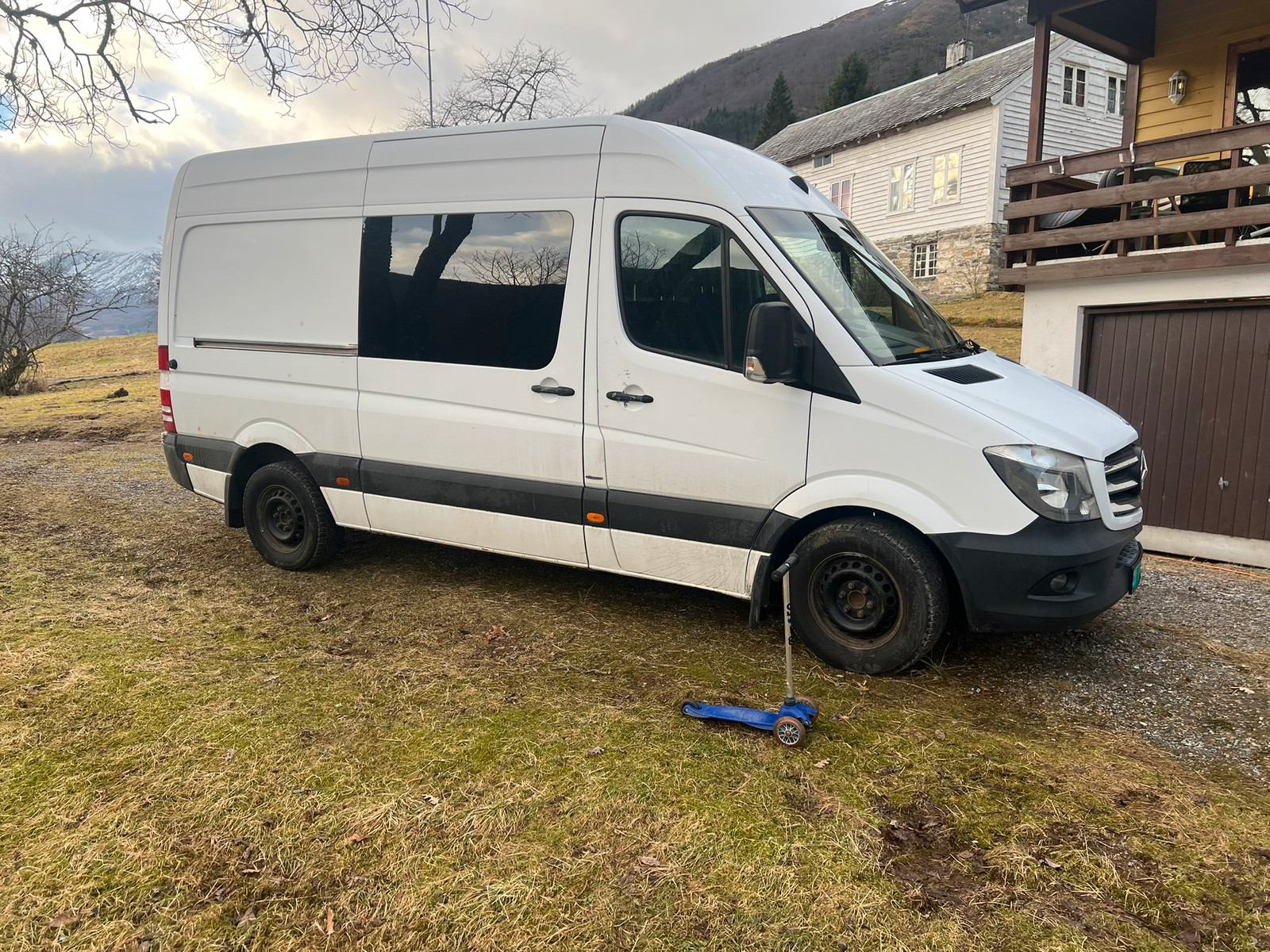 Mercedes-Benz Sprinter CDI Ekspress/37 KA 3500kg hengervekt