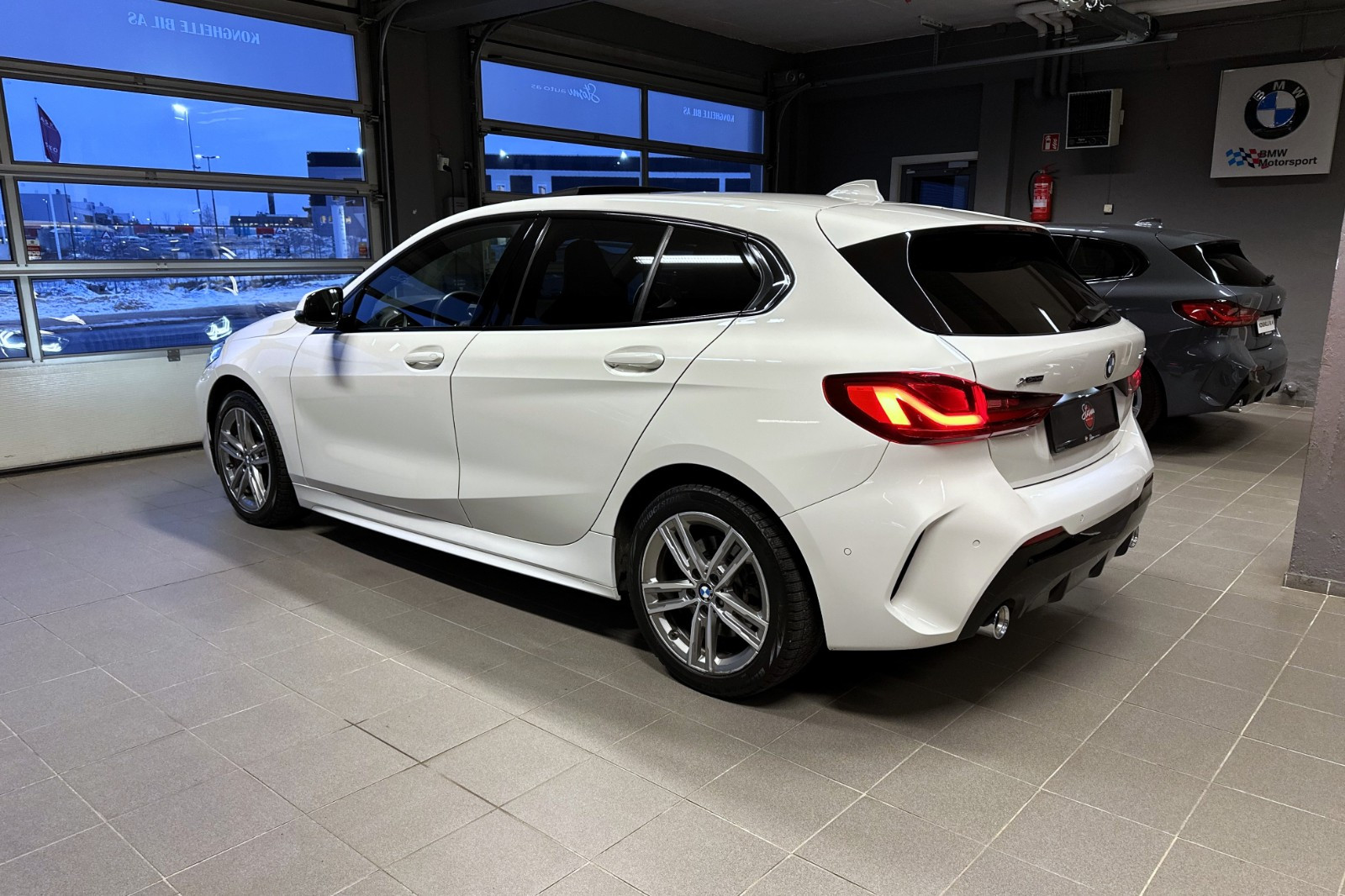 BMW 1-serie 120D 190hk Sportaut X-Drive M-Sport Topputstyrt Norsk 3