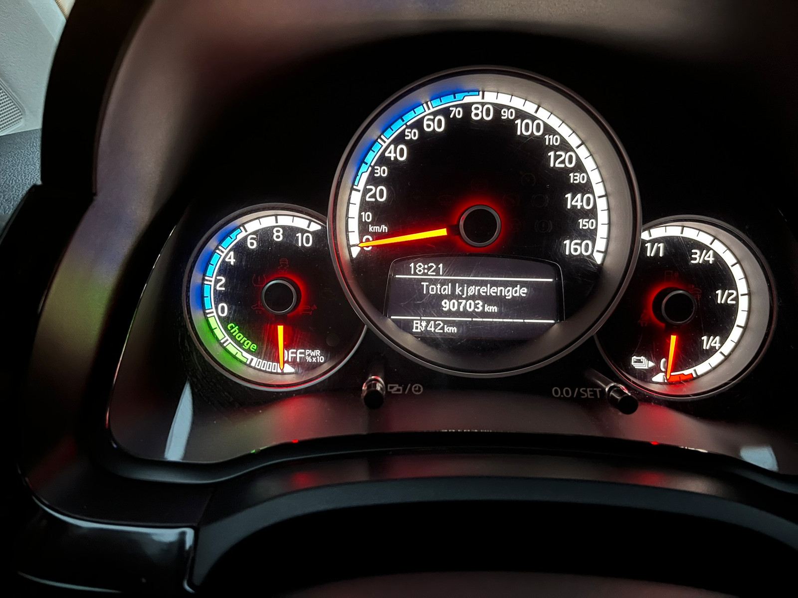 Volkswagen UP! 3