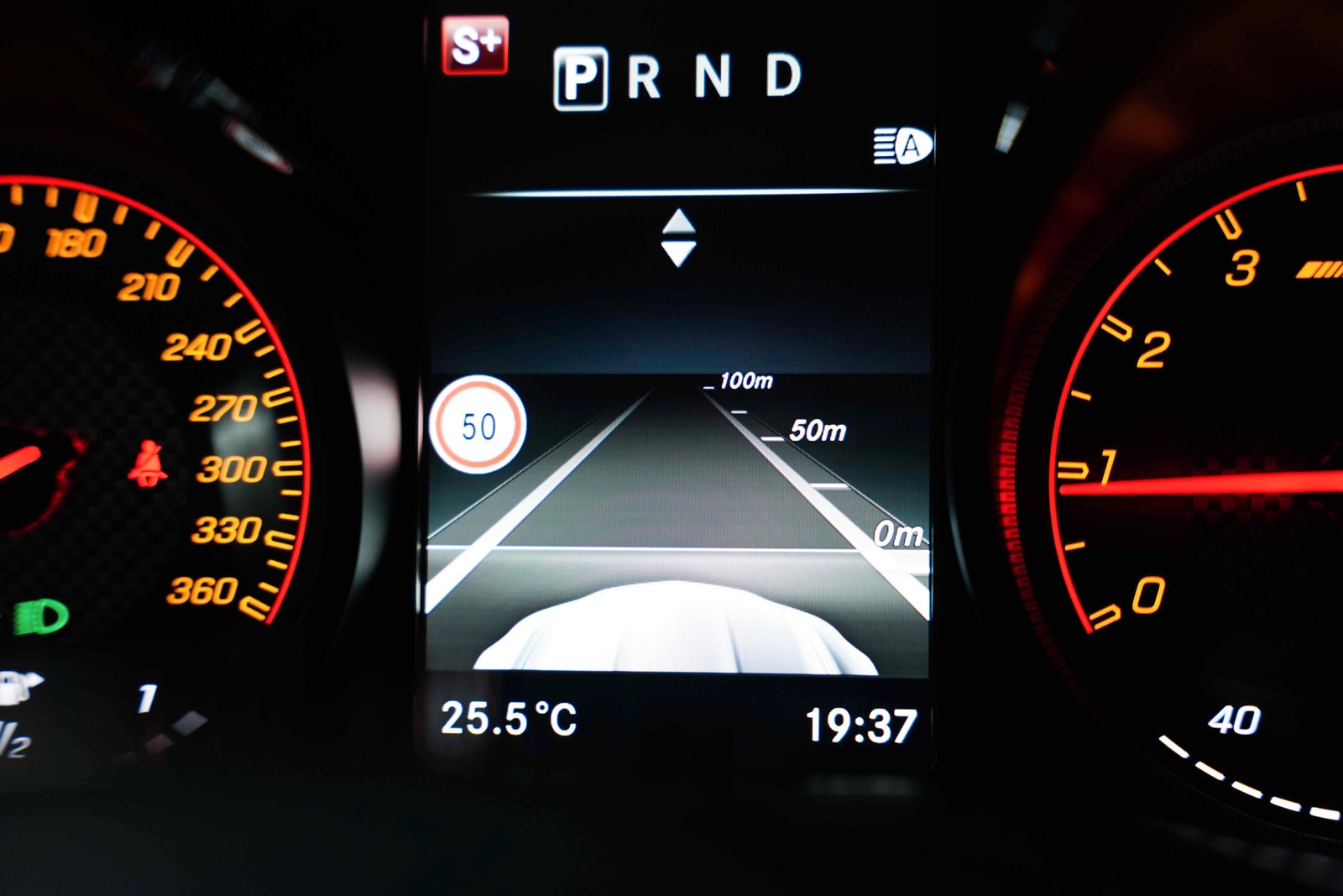 Hovedbilde av Mercedes-Benz AMG GT R