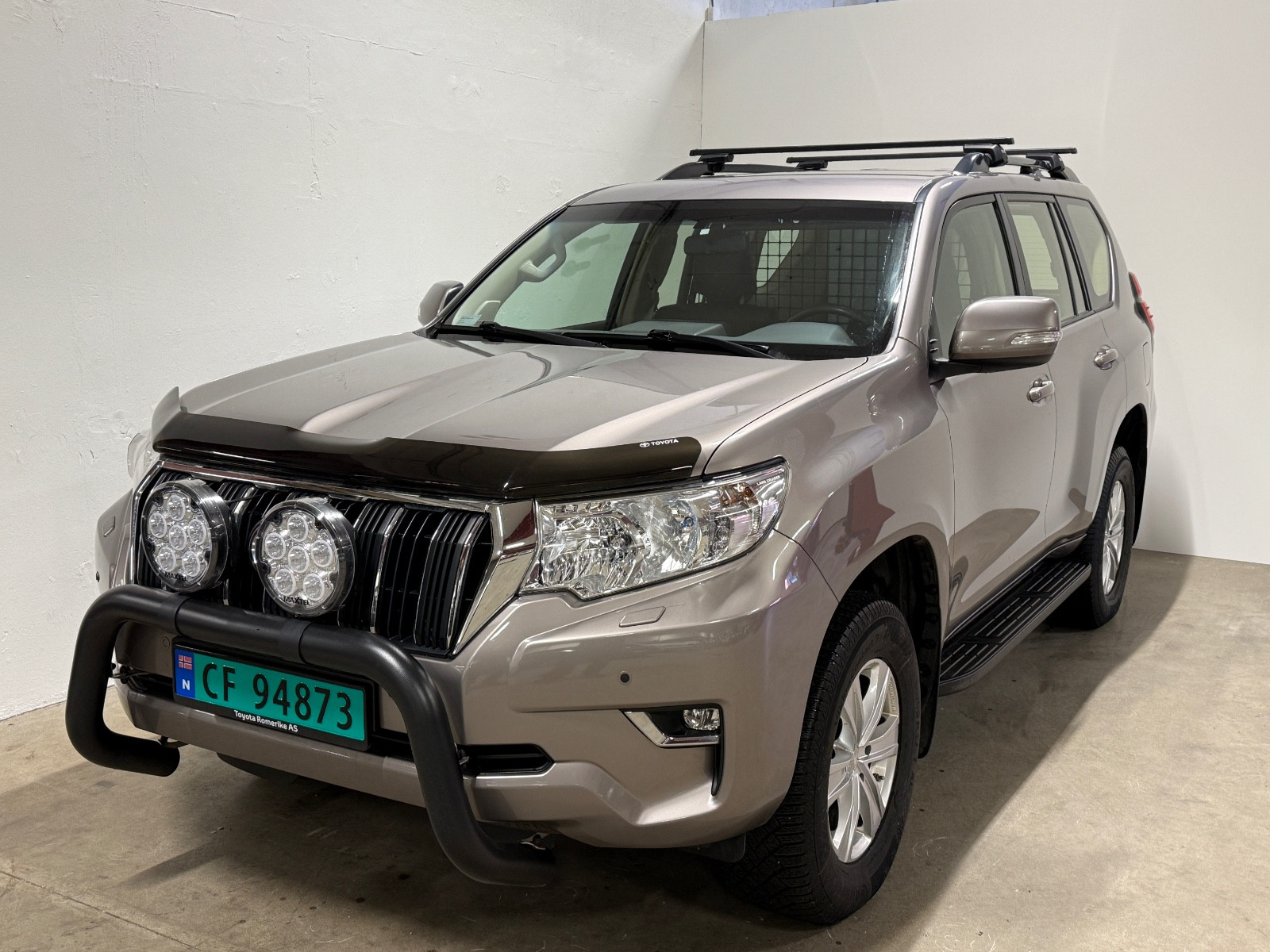 Toyota Land Cruiser 2,8 Diesel 177hk/4x4/Aut/Eu 03.26/Krok/Dab/Innredning++ 3