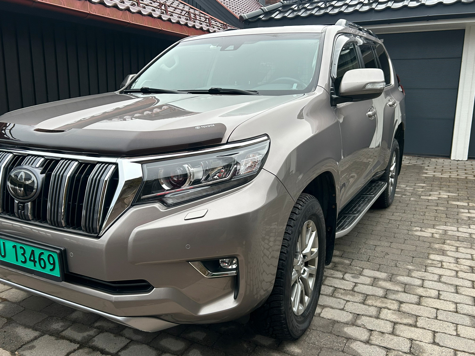 Toyota Land Cruiser 2,8 D-4D GX aut Luft/Eber/NAF/Storservice/Privatkjørt 3
