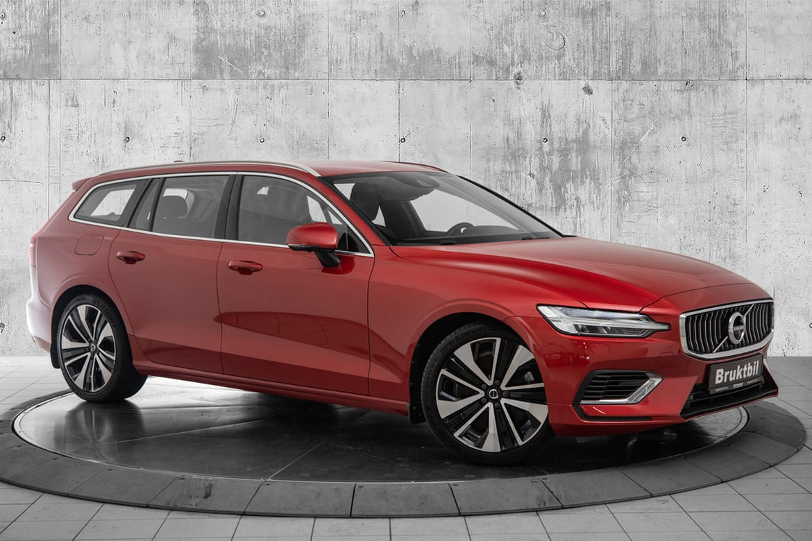 Volvo V60 T6 TwinEngine Inscription  19"|HUD|360|NAVI|CARPLAY++