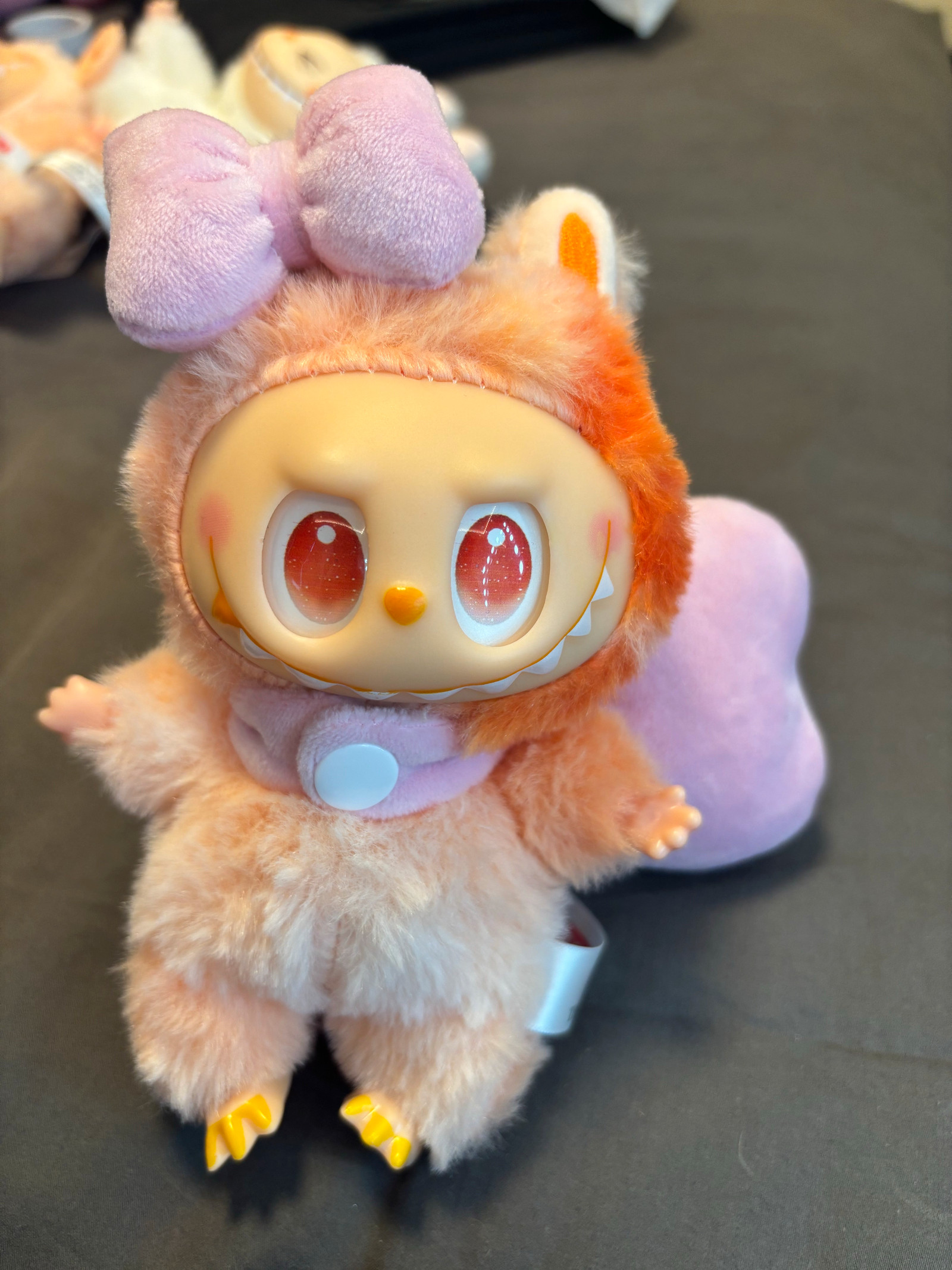 LABUBU big into energy THE MONSTERS FIGUR - Happiness | FINN