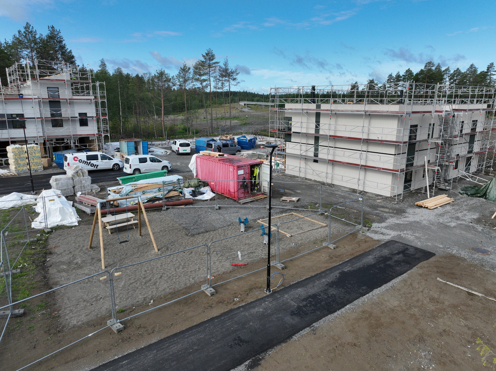Dronebilde juni 2025- Lekeplass