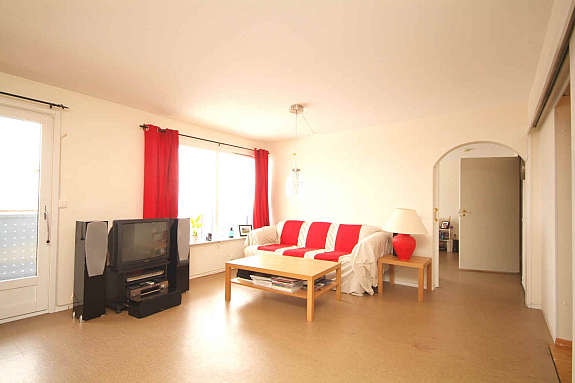 stue mot sofa 2 Galleribilde