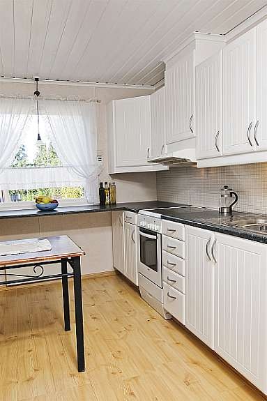 Pent og lyst kjøkken. Galleribilde