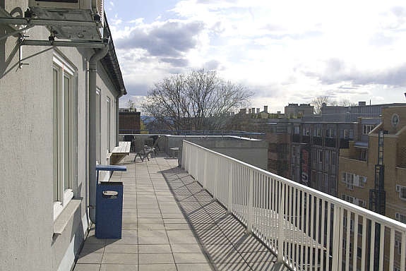 Felles takterrasse. Galleribilde