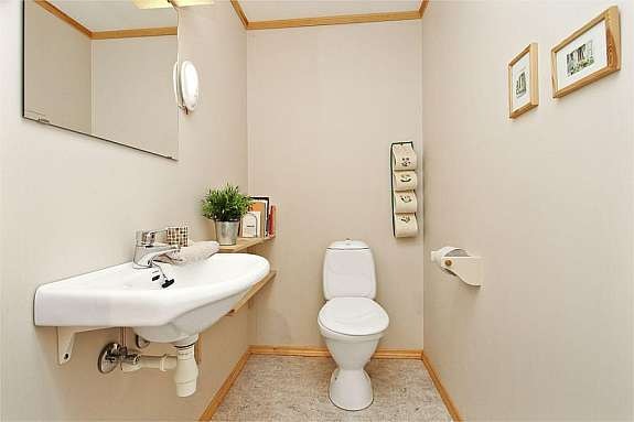 Wc i 2. etasje Galleribilde