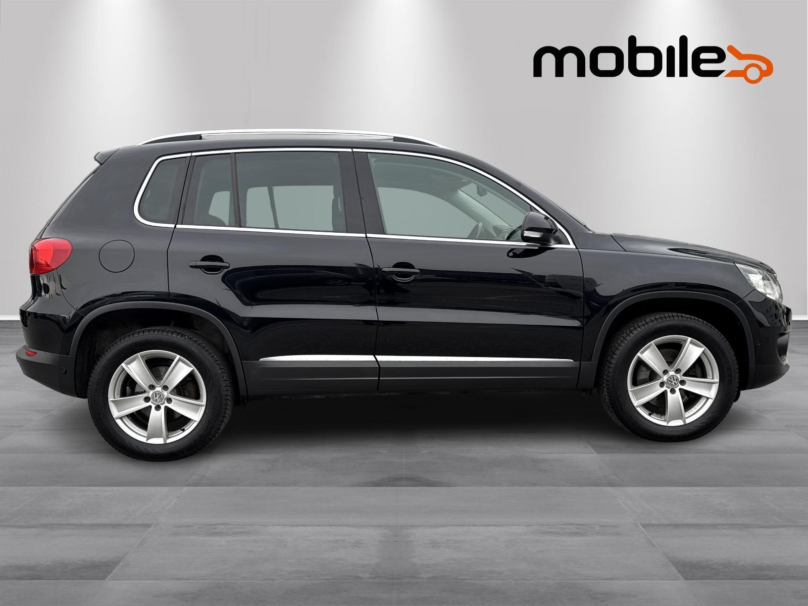Volkswagen Tiguan 2,0 TDI 140hk 4M BMT Exclusive DSG Krok/Webasto/Skinn 2