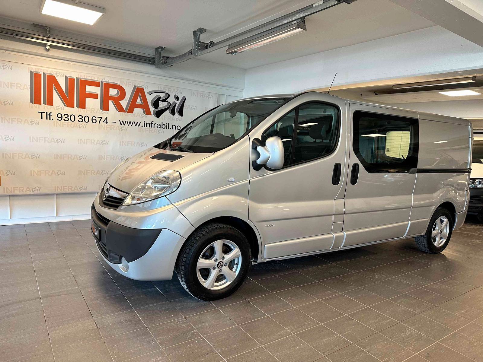 Opel Vivaro +LANG+NY EU + TILSTANDSRAPPORT+AC+ TO SKYVEDØRER+++
