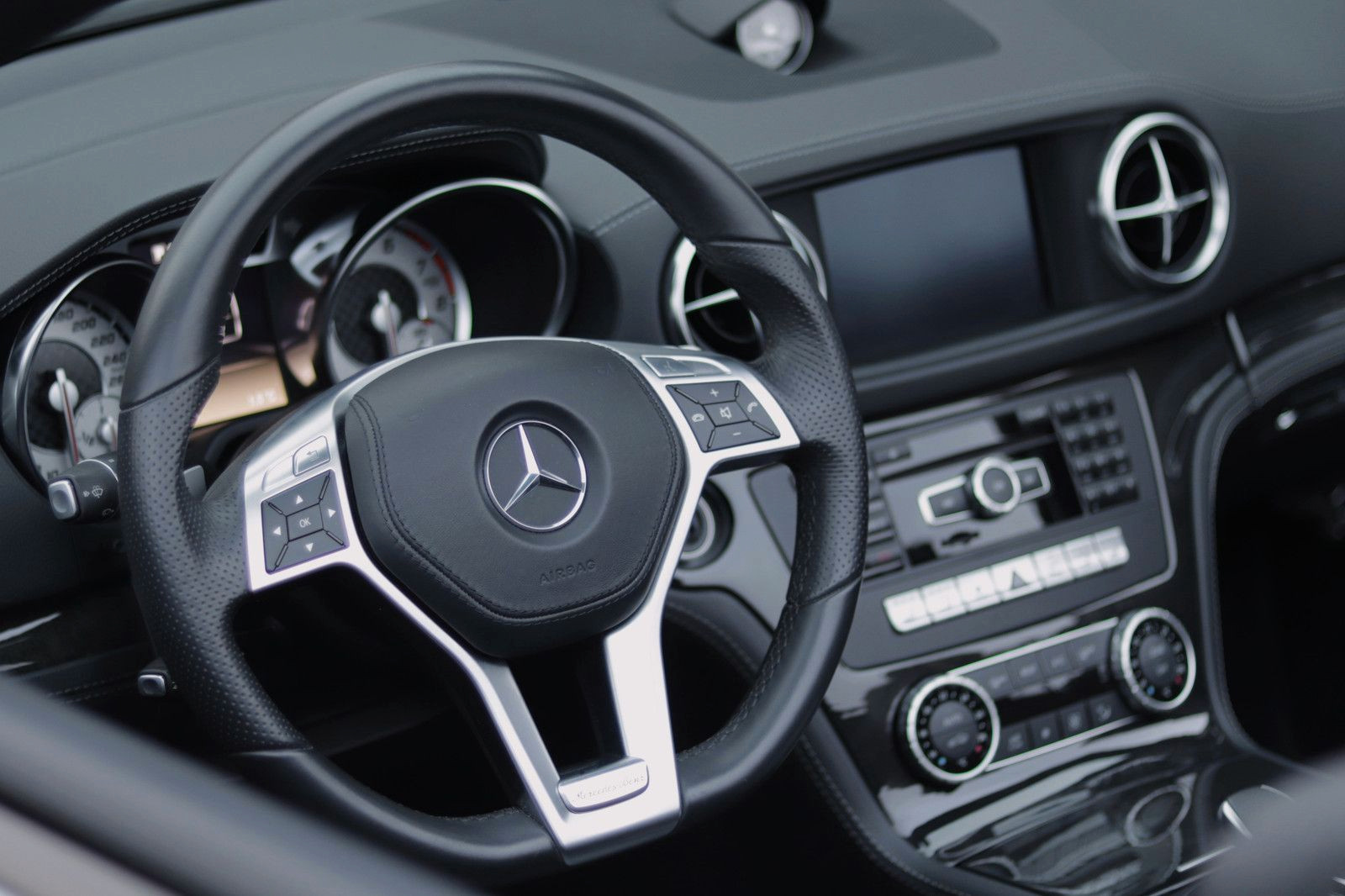 Hovedbilde av Mercedes-Benz SL