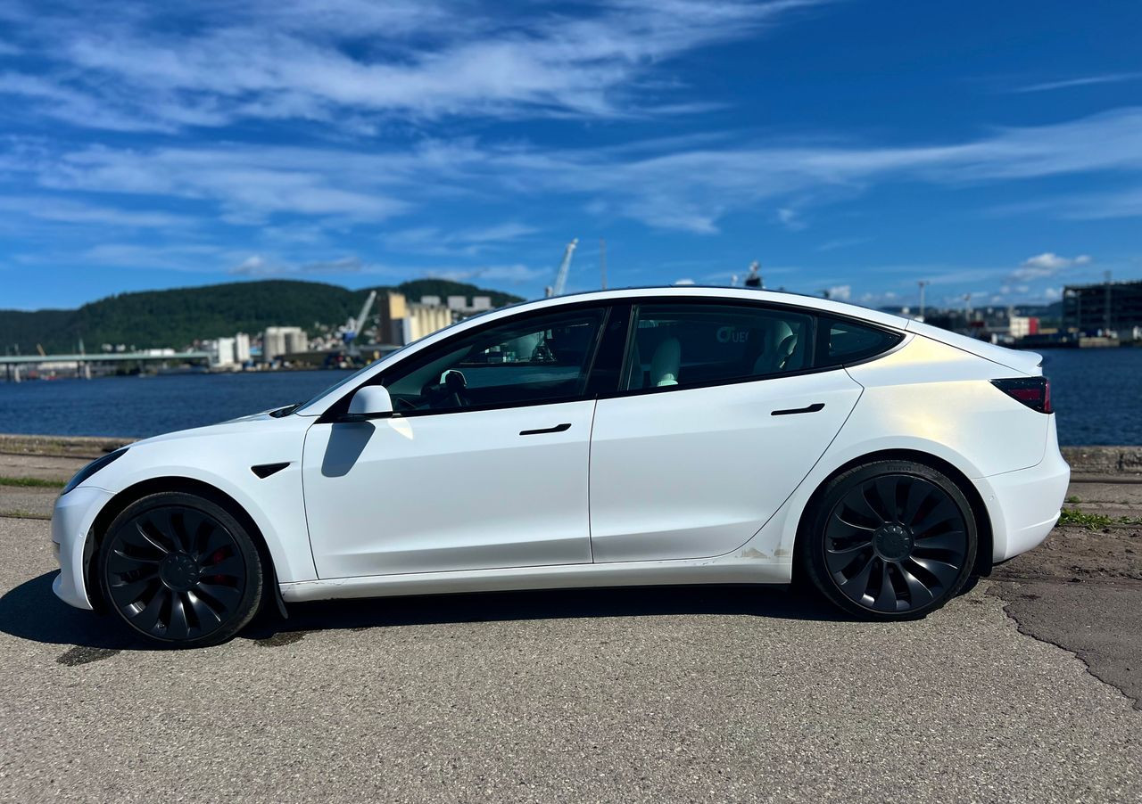 Tesla Model 3 Performance/Skinn/524hk/567km 3