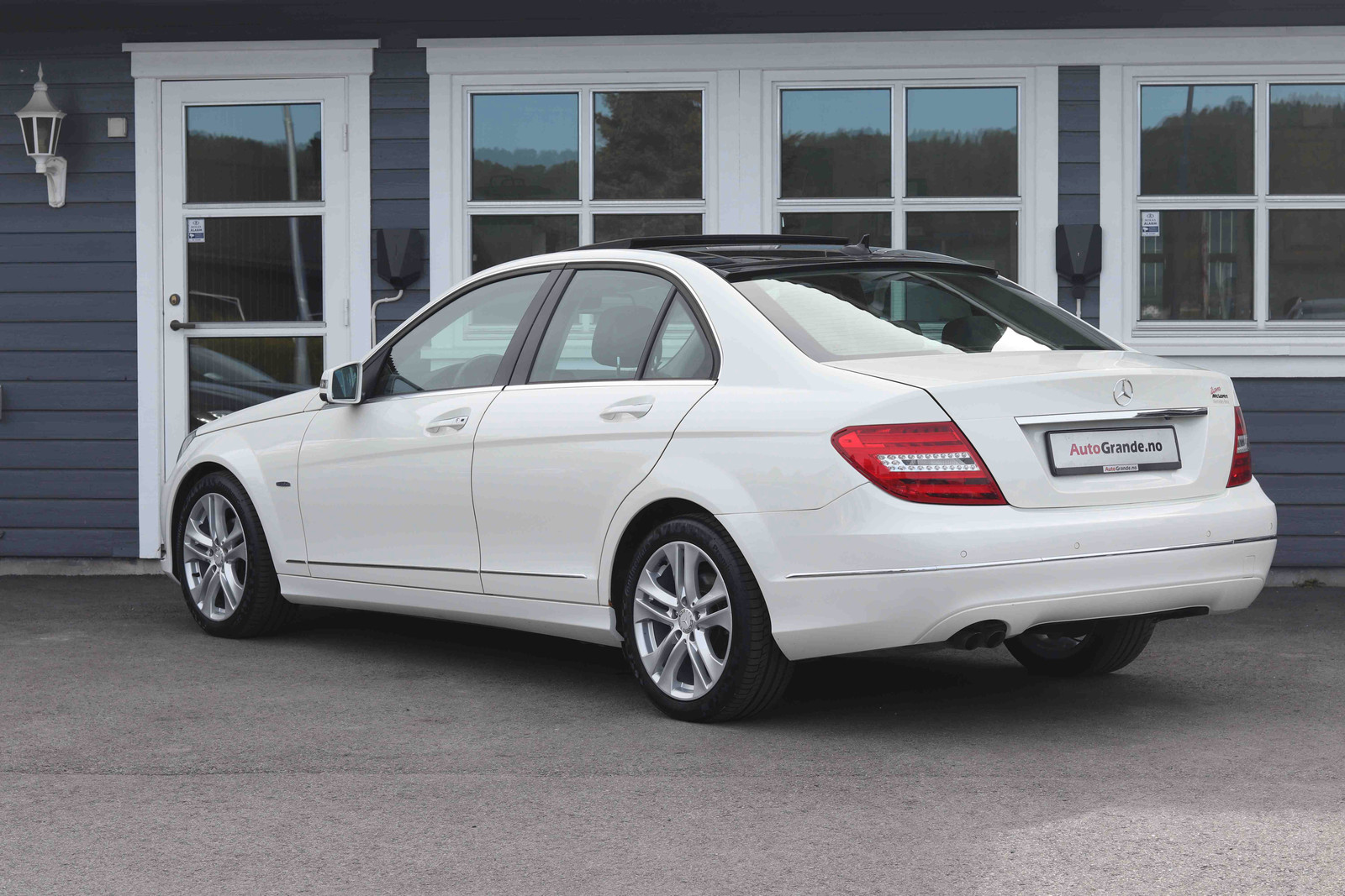 Hovedbilde av Mercedes-Benz C-Klasse