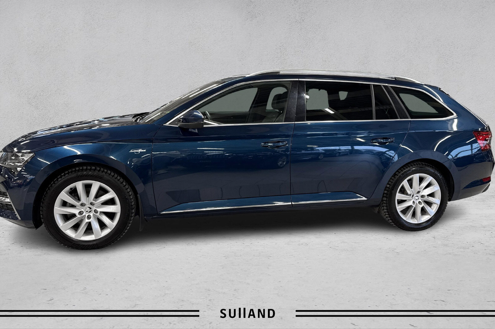 Skoda Superb 1,4 TSI 218hk iV L&K aut 360 kamera webasto 2