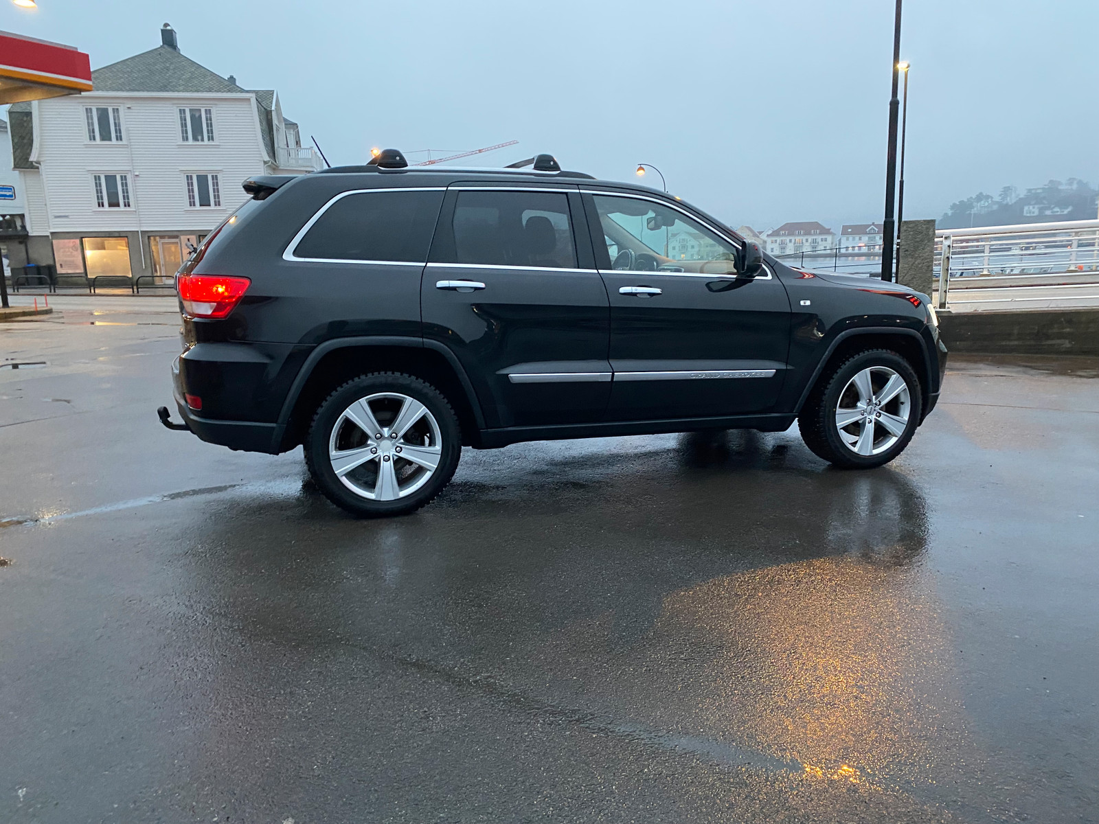 Jeep Grand Cherokee Overland 3,0 CRD 240hk