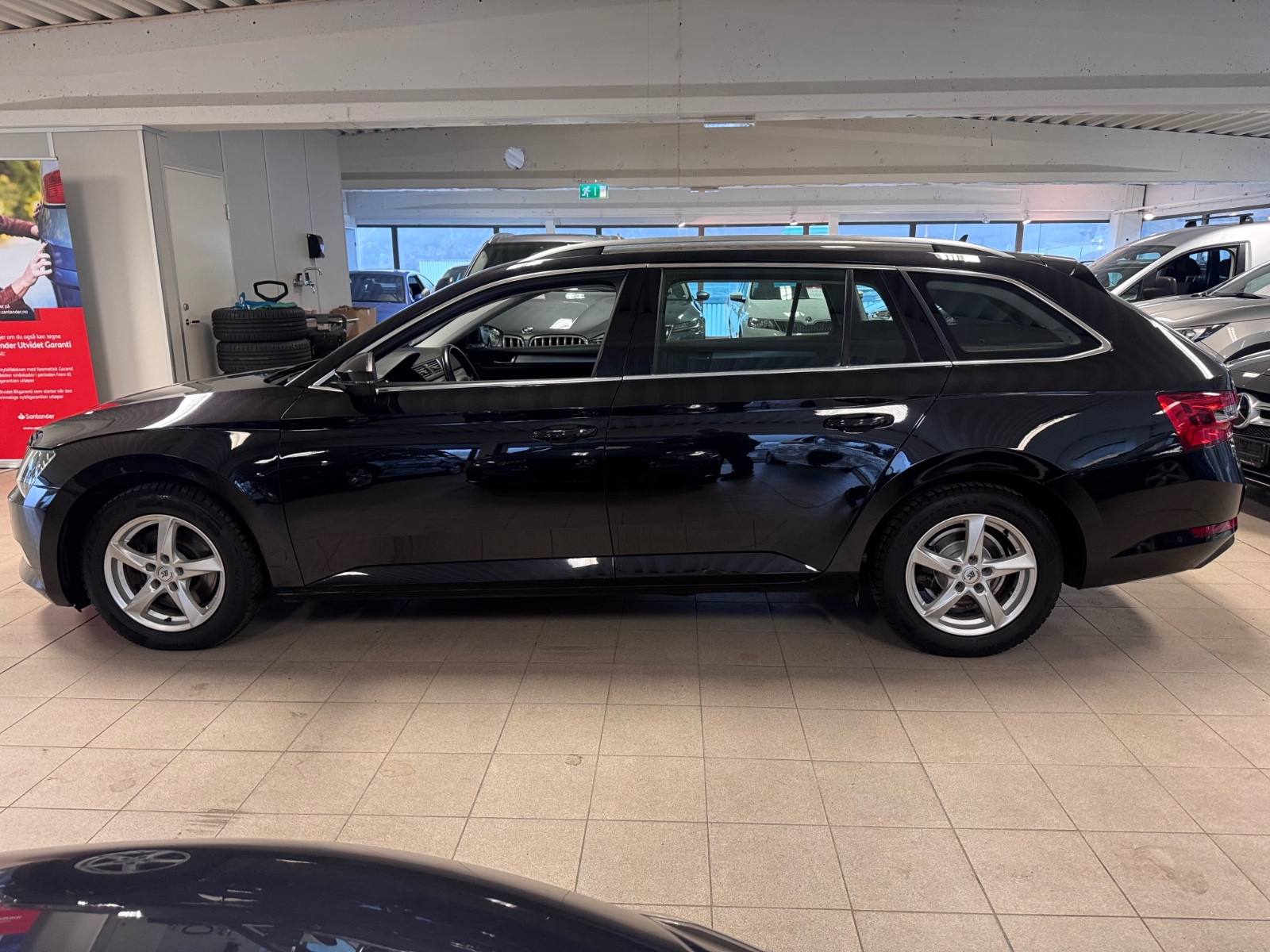 Skoda Superb 120Hk DSG Cruise Xenon Navi P.Sensorer Webasto EU12/26 2