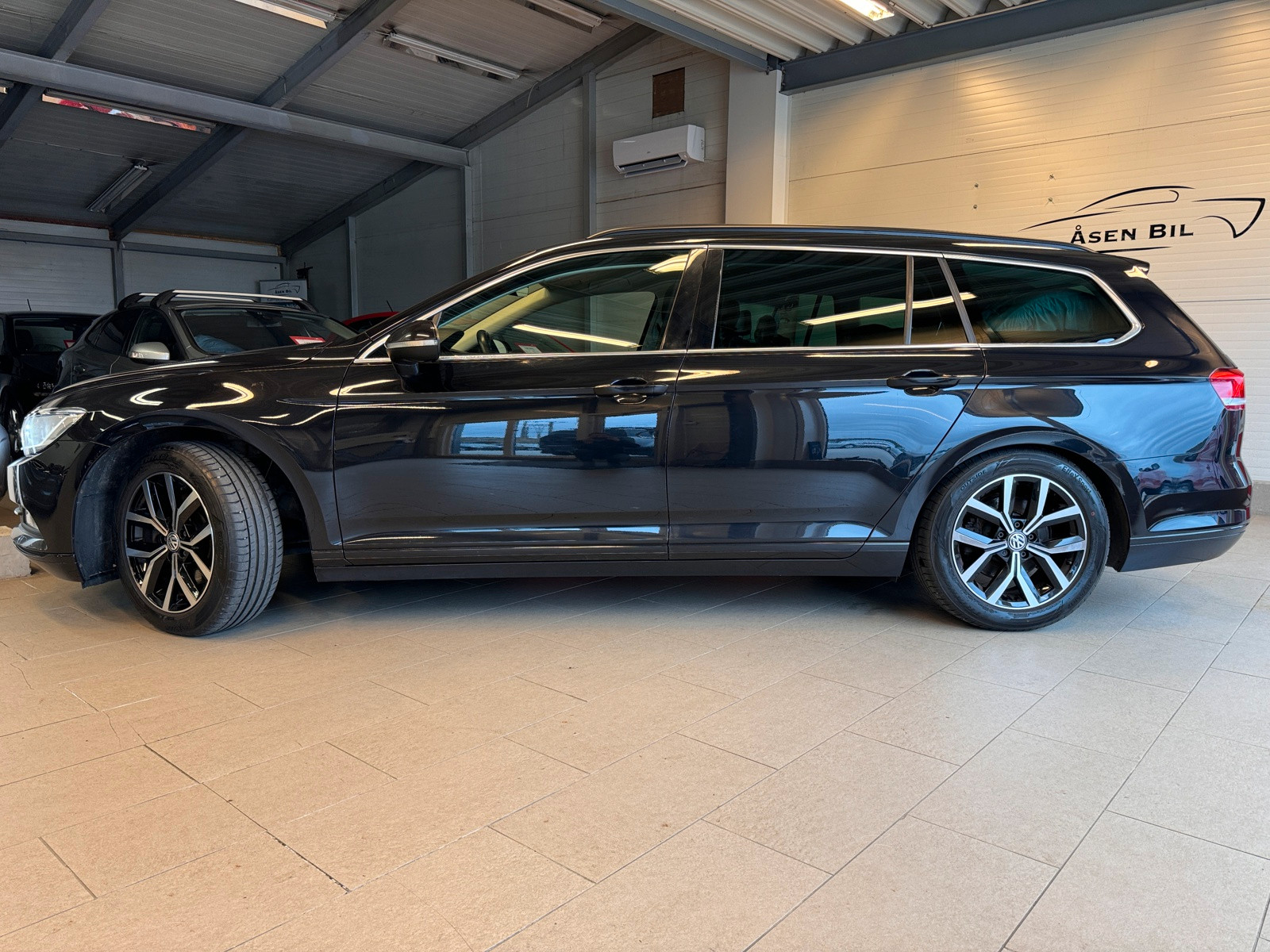 Volkswagen Passat 120HK-TDI-DSG*ACC*TIPTRONIC*NAVI*KAM*BT*LED*ERGO*KROK++ 2