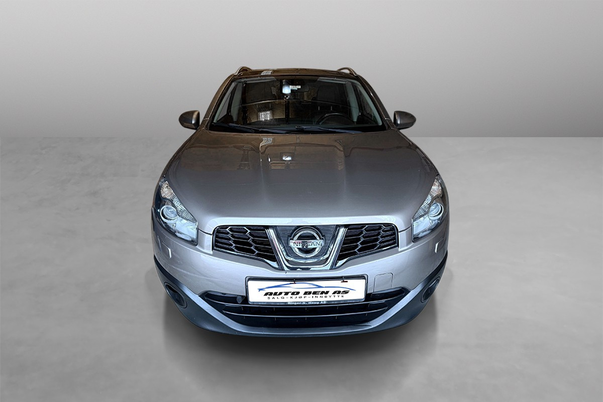 Nissan Qashqai AUTOMAT/4X4/RYGGEKAMERA/TILHENGERFESTE/LAV KM 2