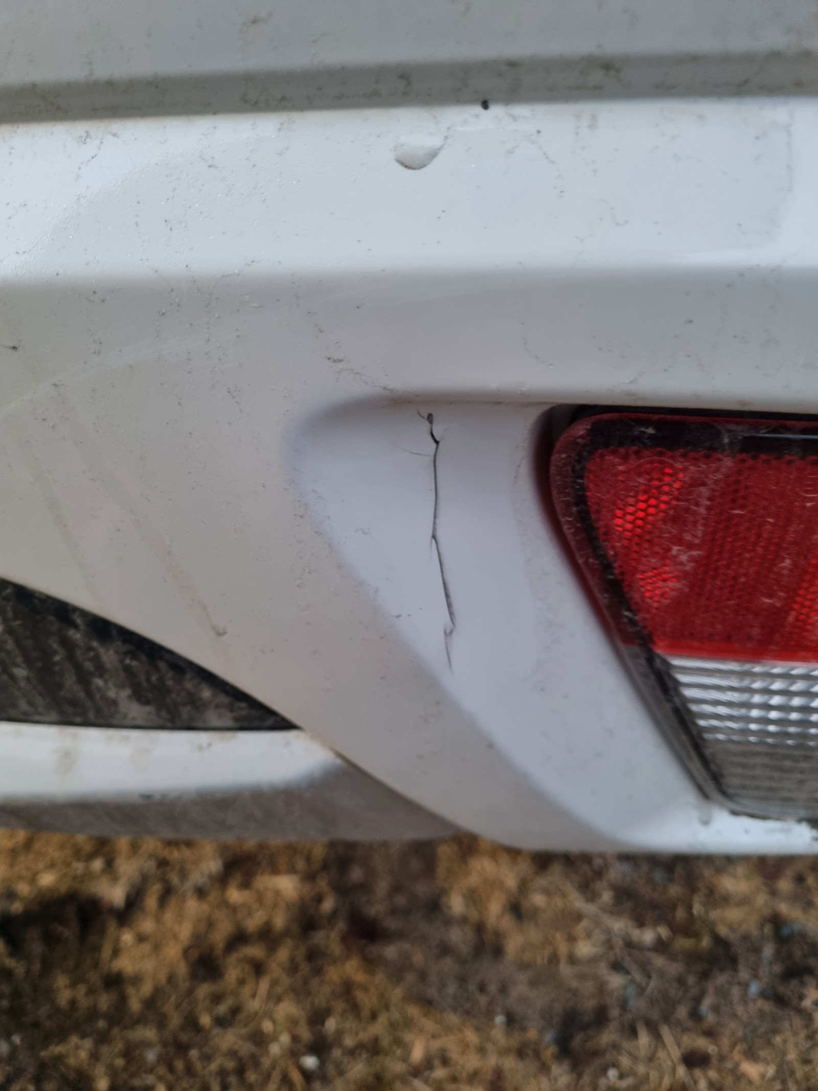 Mitsubishi Outlander Instyle+ 2,0 202hk 2
