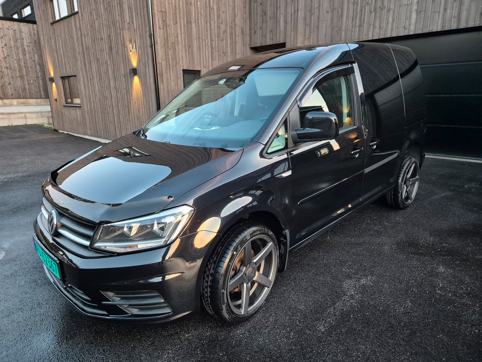Volkswagen Caddy 2,0 TDI 150hk 4Motion aut 2