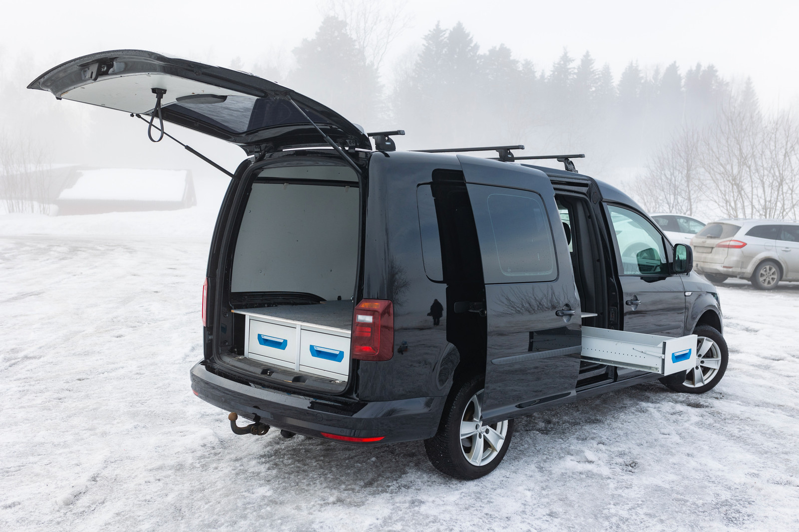 Volkswagen Caddy Maxi 2,0 TDI 122hk 4Motion Webasto, 2x skyvedører, Ekstralys 2