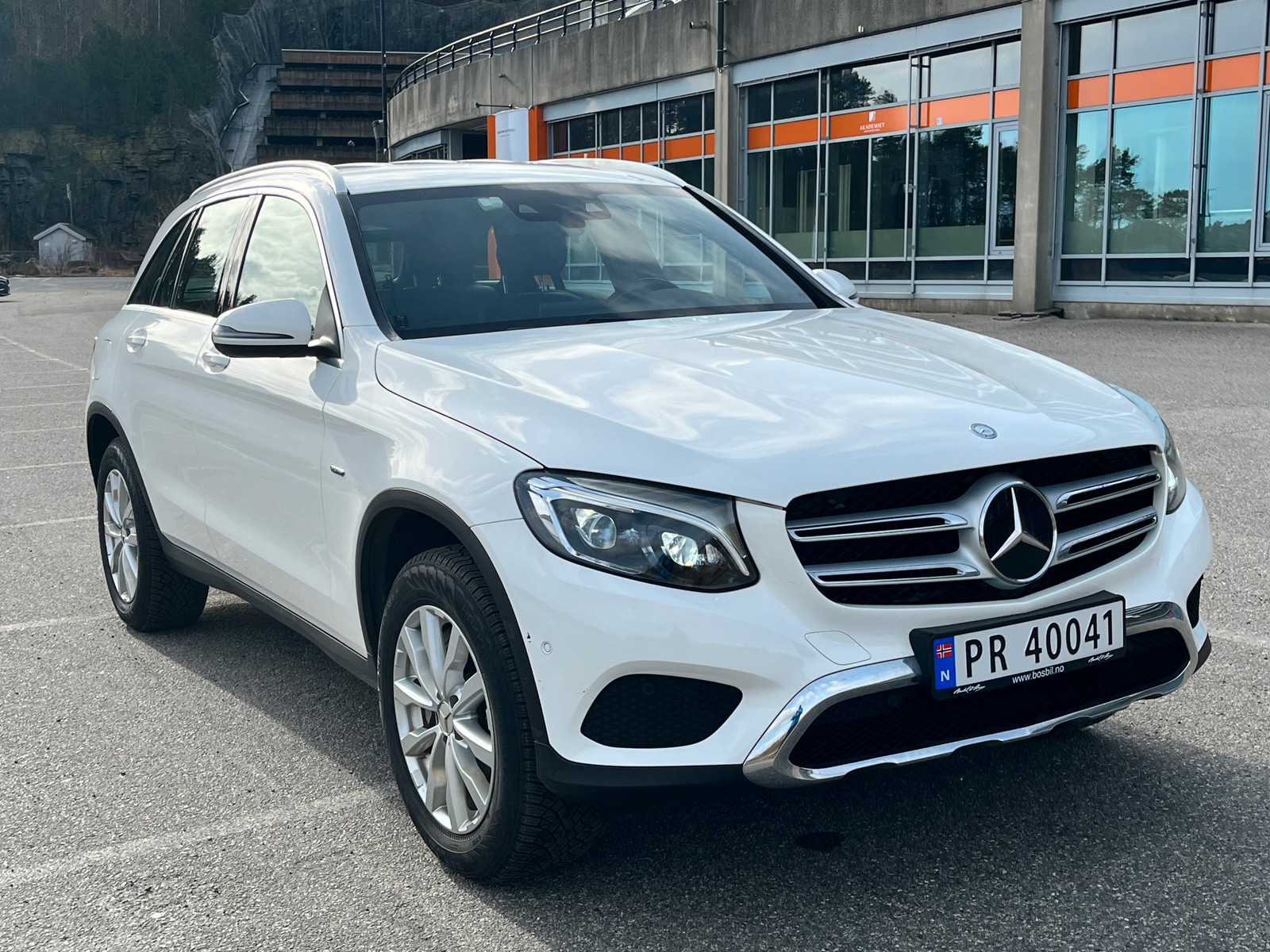 Mercedes-Benz GLC 350e 4MATIC aut hybrid Nye vinter og sommerdekk!