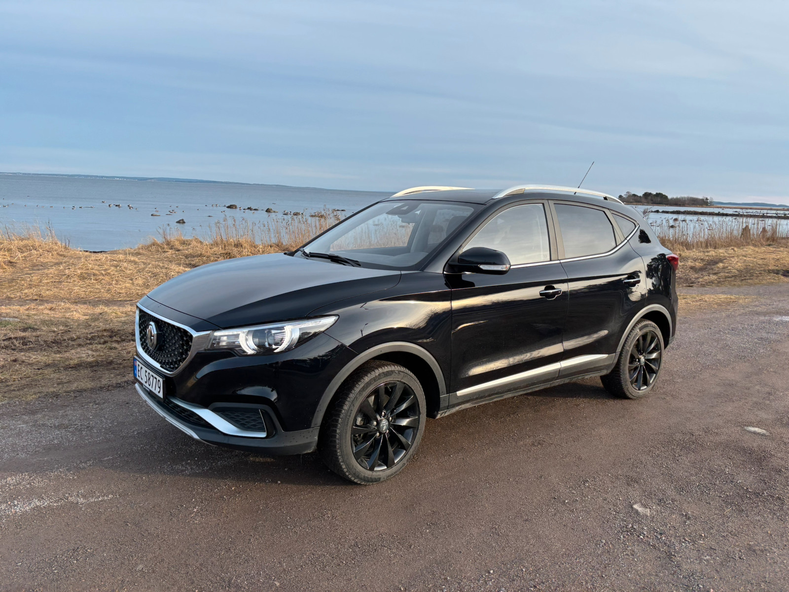 MG ZS EV Luxury toppmodell adaptiv cruise, panoramatak mm. 2